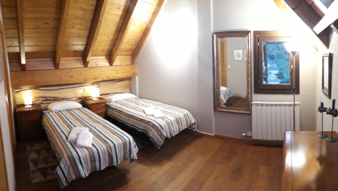 Excelsior. Espectacular Y Exclusivo Apartamento En Sallent De Gallego. Luaran gambar